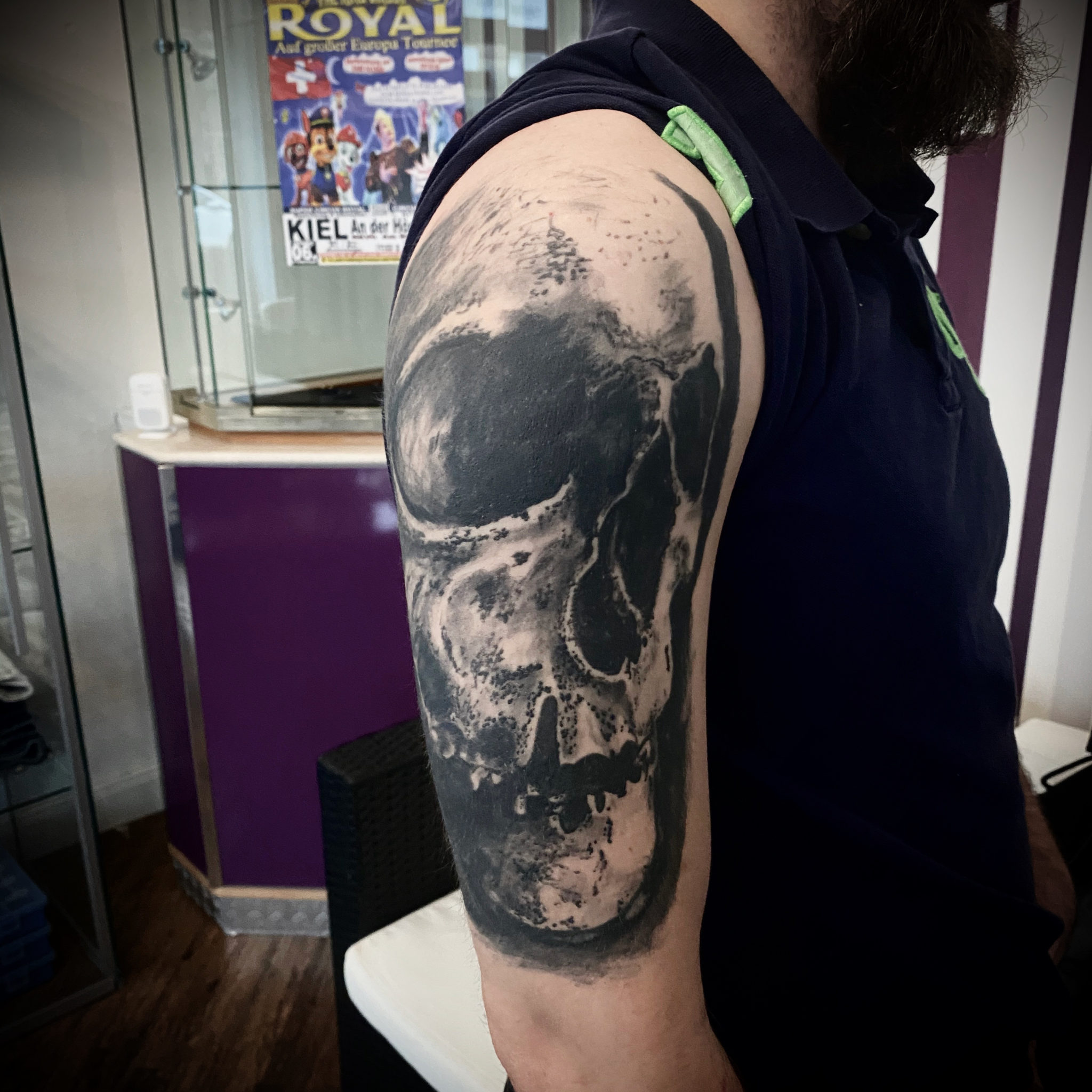 Tattoo Studio Kiel Ylva's Piercing &amp; Manu's Tattoo Studio Kiel