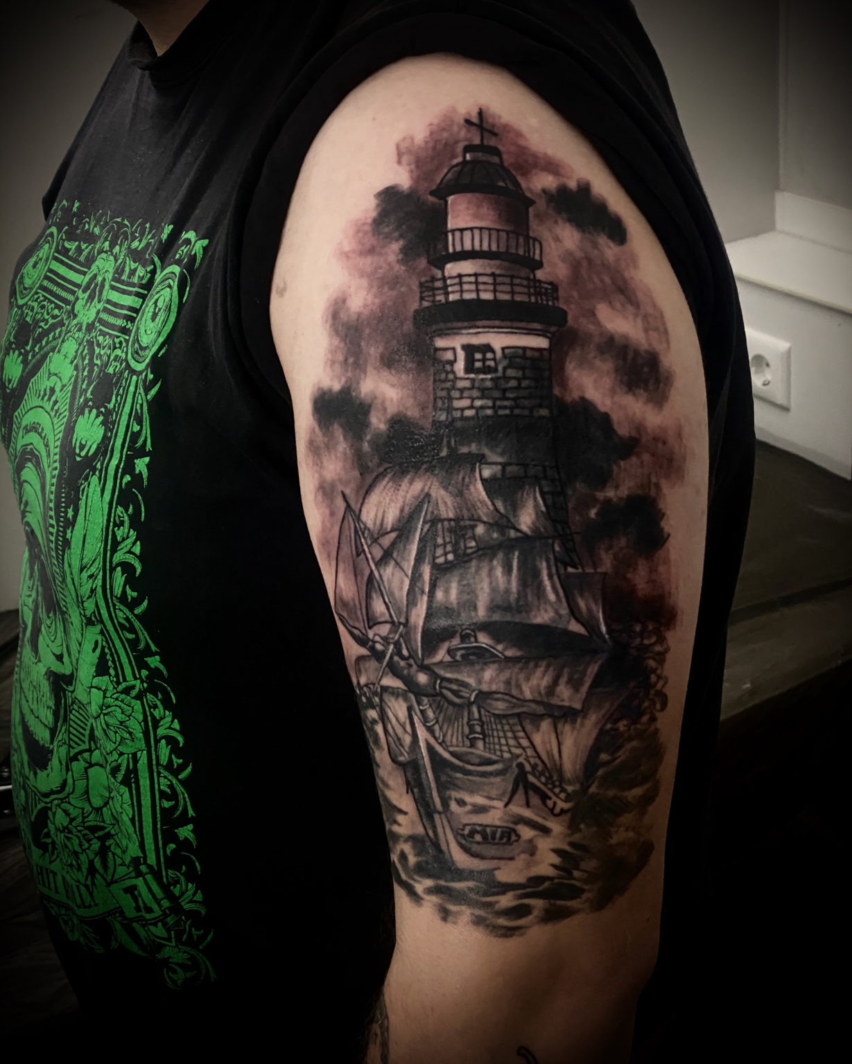 Tattoo Studio Kiel Ylva's Piercing &amp; Manu's Tattoo Studio Kiel